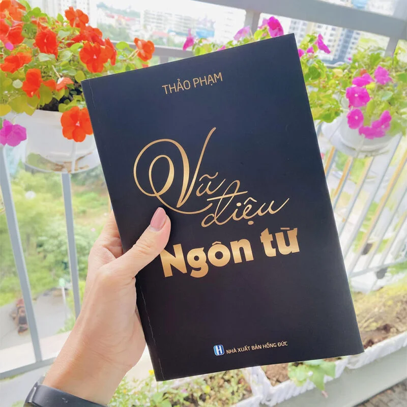 Vũ Điệu Ngôn Từ